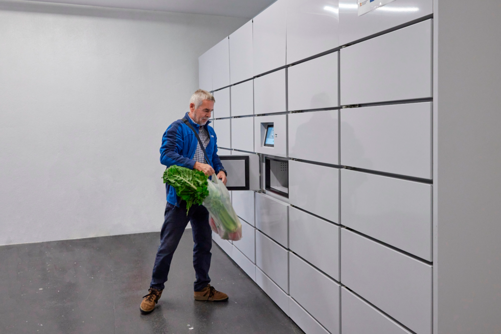 Puntos de recogida de comida o productos refrigerados. 